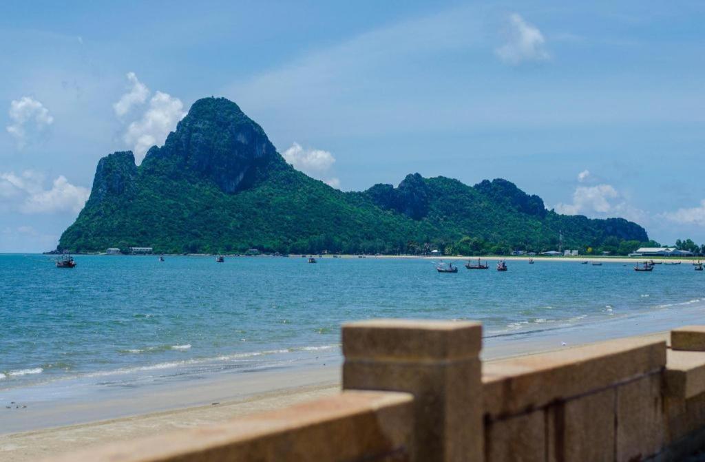 De Hostel Prachuap Khiri Khan Extérieur photo