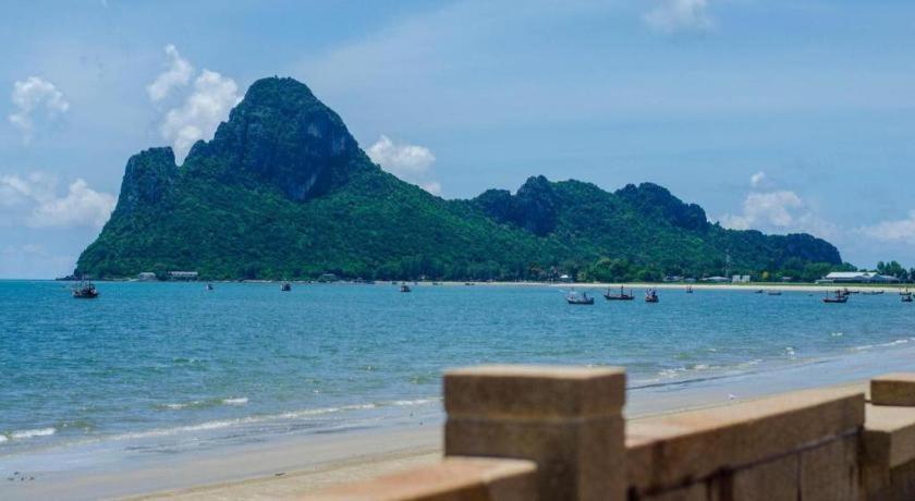 De Hostel Prachuap Khiri Khan Extérieur photo
