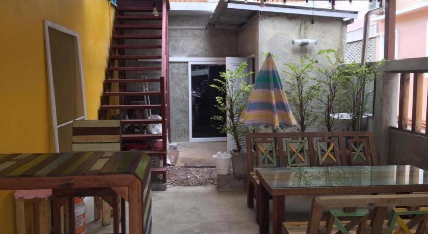 De Hostel Prachuap Khiri Khan Extérieur photo